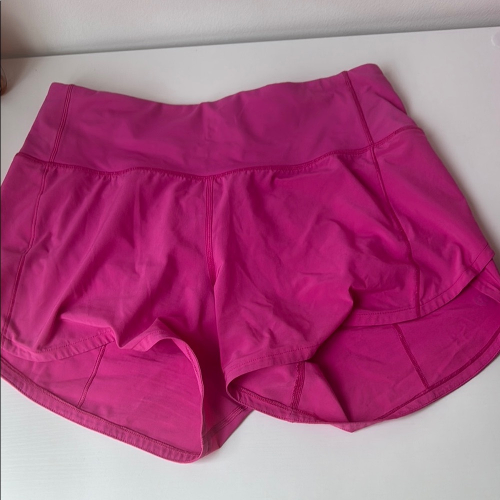 LULULEMON SONIC PINK SPEED UP SHORTS (Size 4)